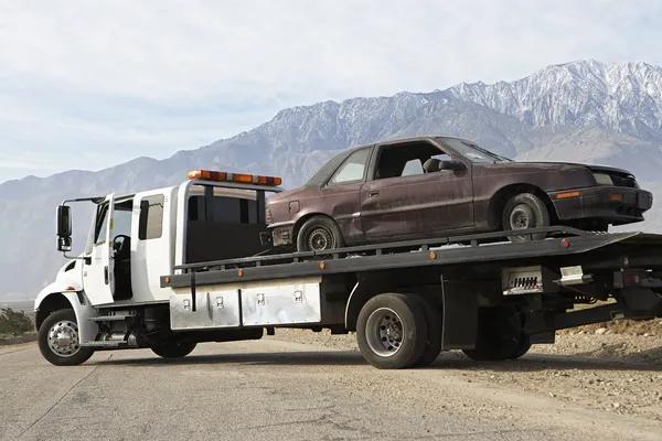 Local Towing Service Calgary with Affordable Pricing
