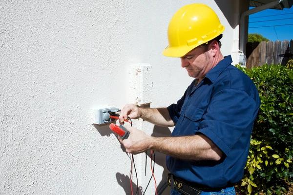 Certified Electrician Glenpool for Safe and Reliable Repairs