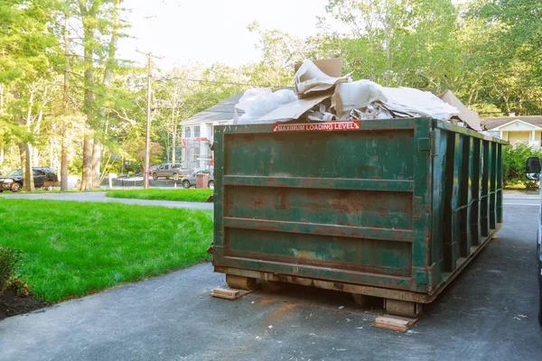 Managing Household Waste Efficiently with Residential Dumpster Rental