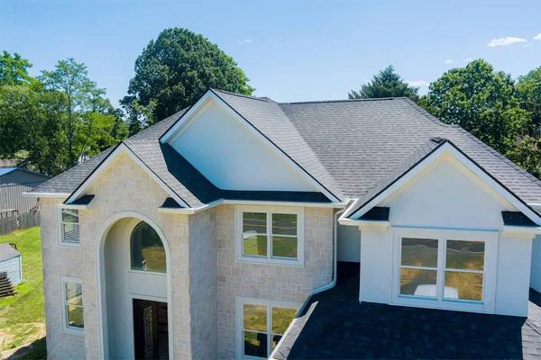 What Homeowners Should Know Before Roof Replacement