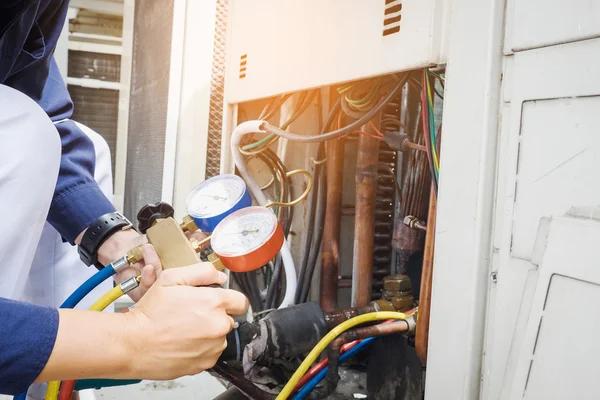 Experienced Furnace Repair Lake Forest Technicians for Your Home
